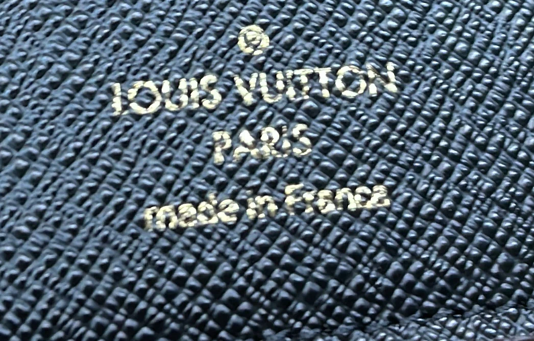 Lou Wallet Reverse Monogram Canvas - Deep Luxury