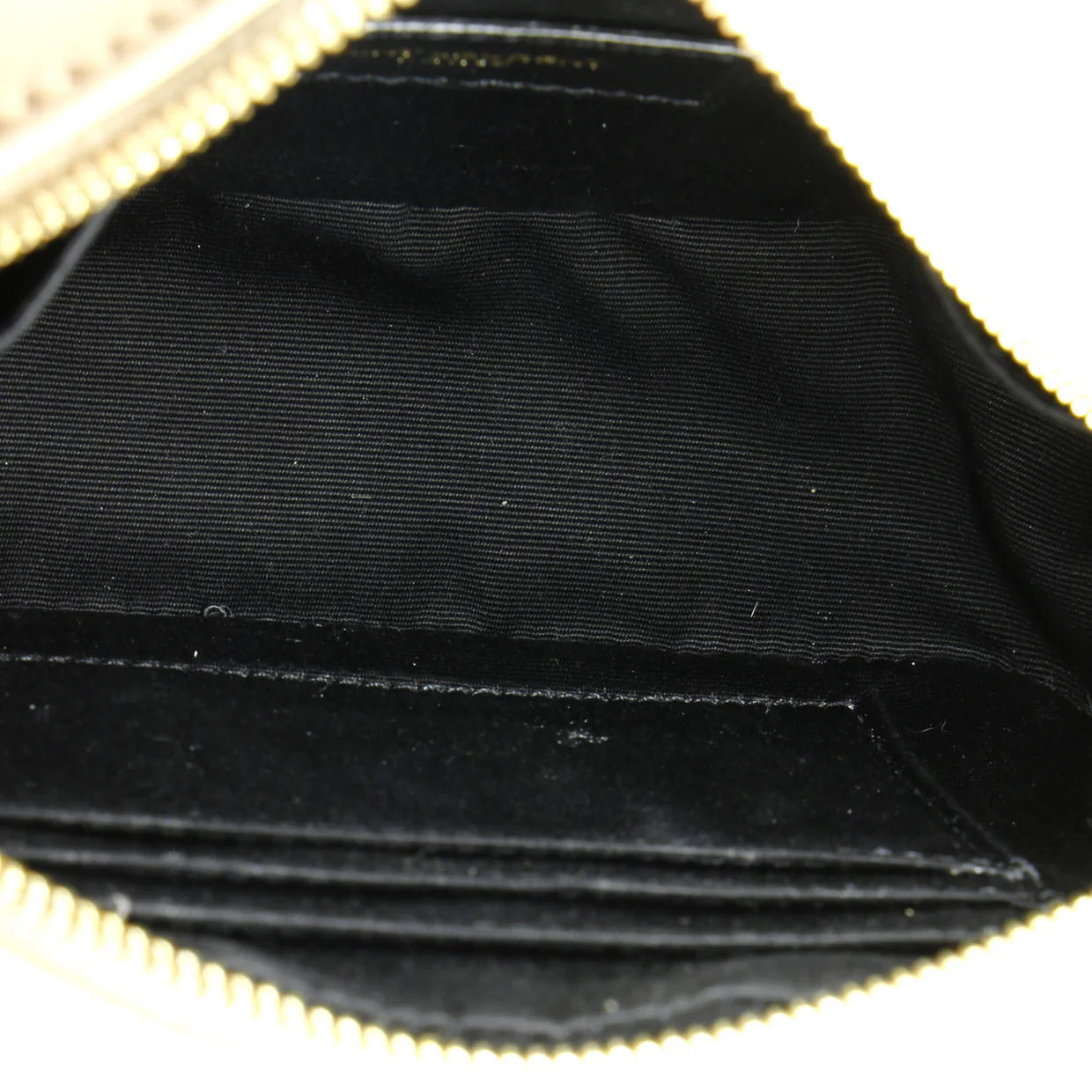 Lou Belt Bag Matelasse Chevron Leather - Deep Luxury