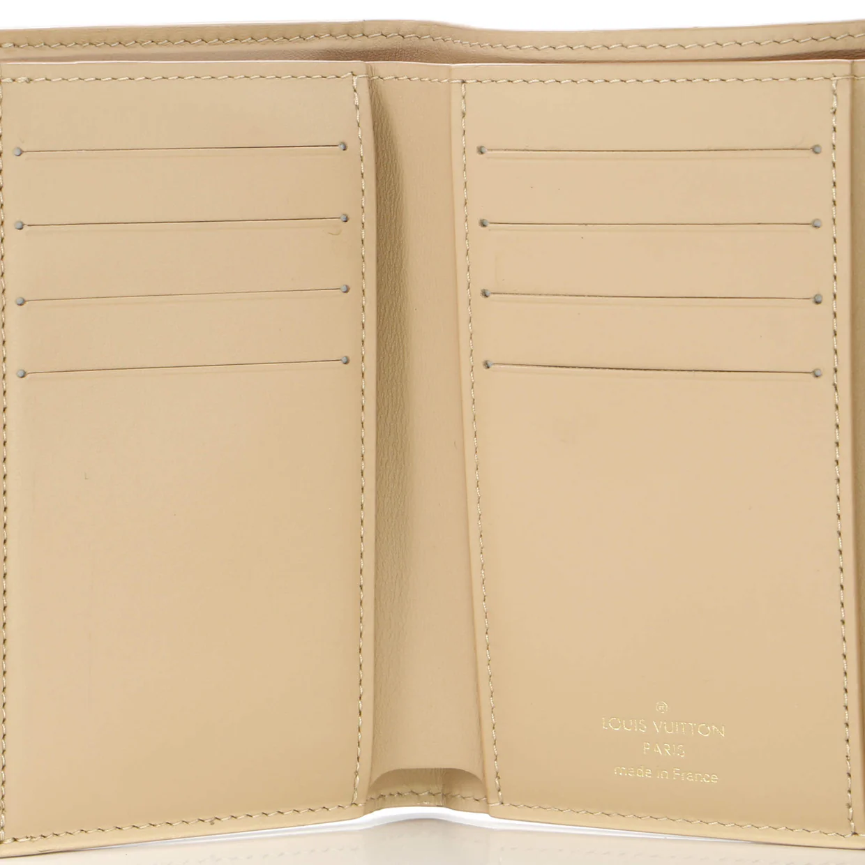 Capucines Wallet Leather with Embellished Detail Compact - Deep Luxury