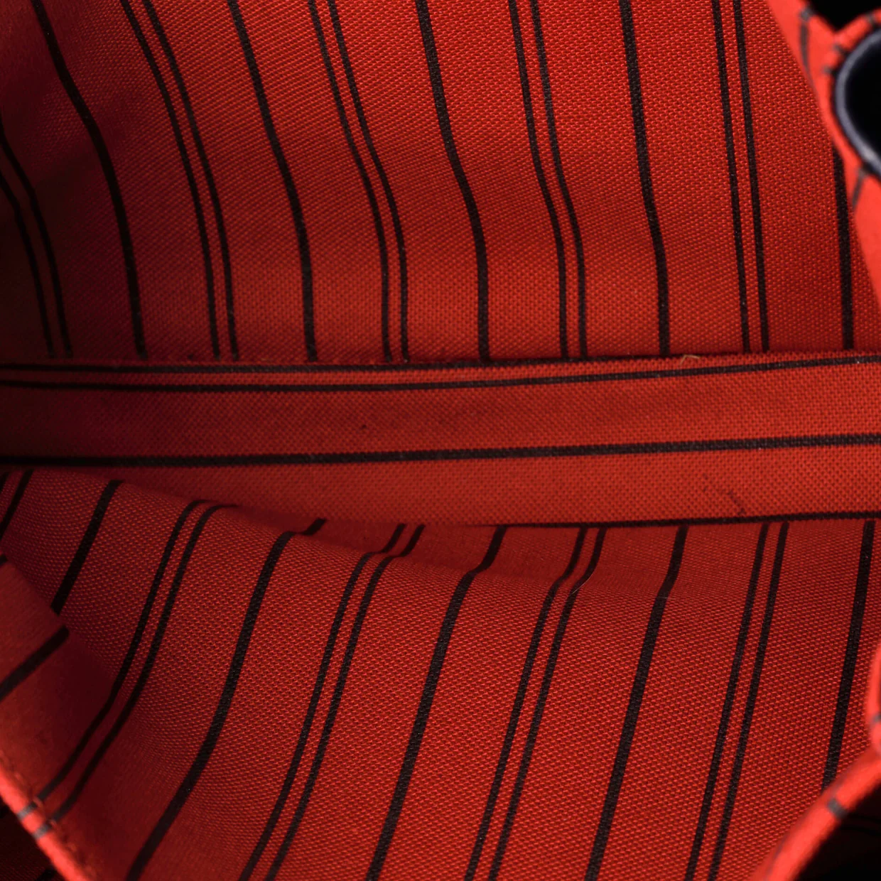 Pochette Metis Monogram Empreinte Leather - Deep Luxury