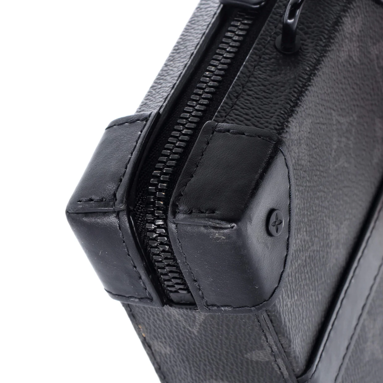 Soft Trunk Wallet Monogram Eclipse Canvas - Deep Luxury