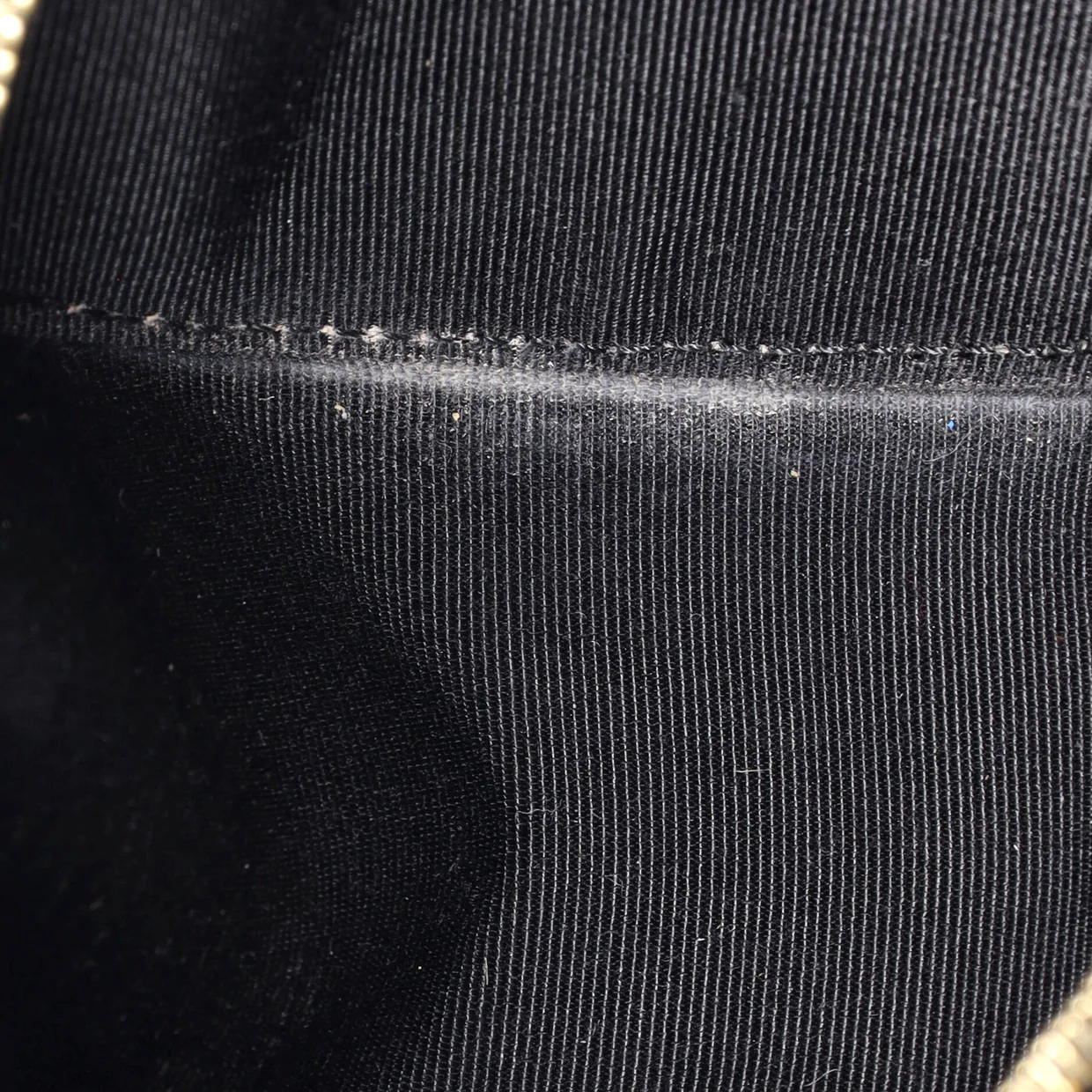 Egyptian Amulet Round Chain Clutch Quilted Calfskin Mini - Deep Luxury