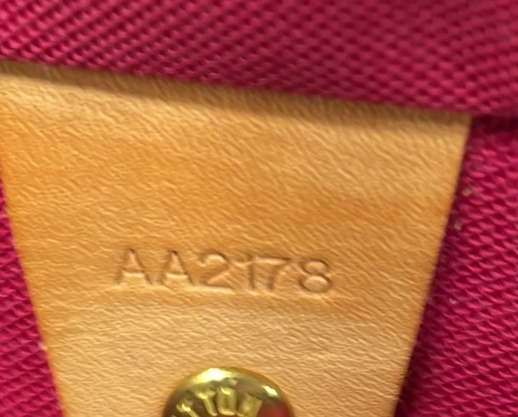 Speedy Bandouliere Bag Limited Edition Patches Monogram Canvas 30 - Deep Luxury