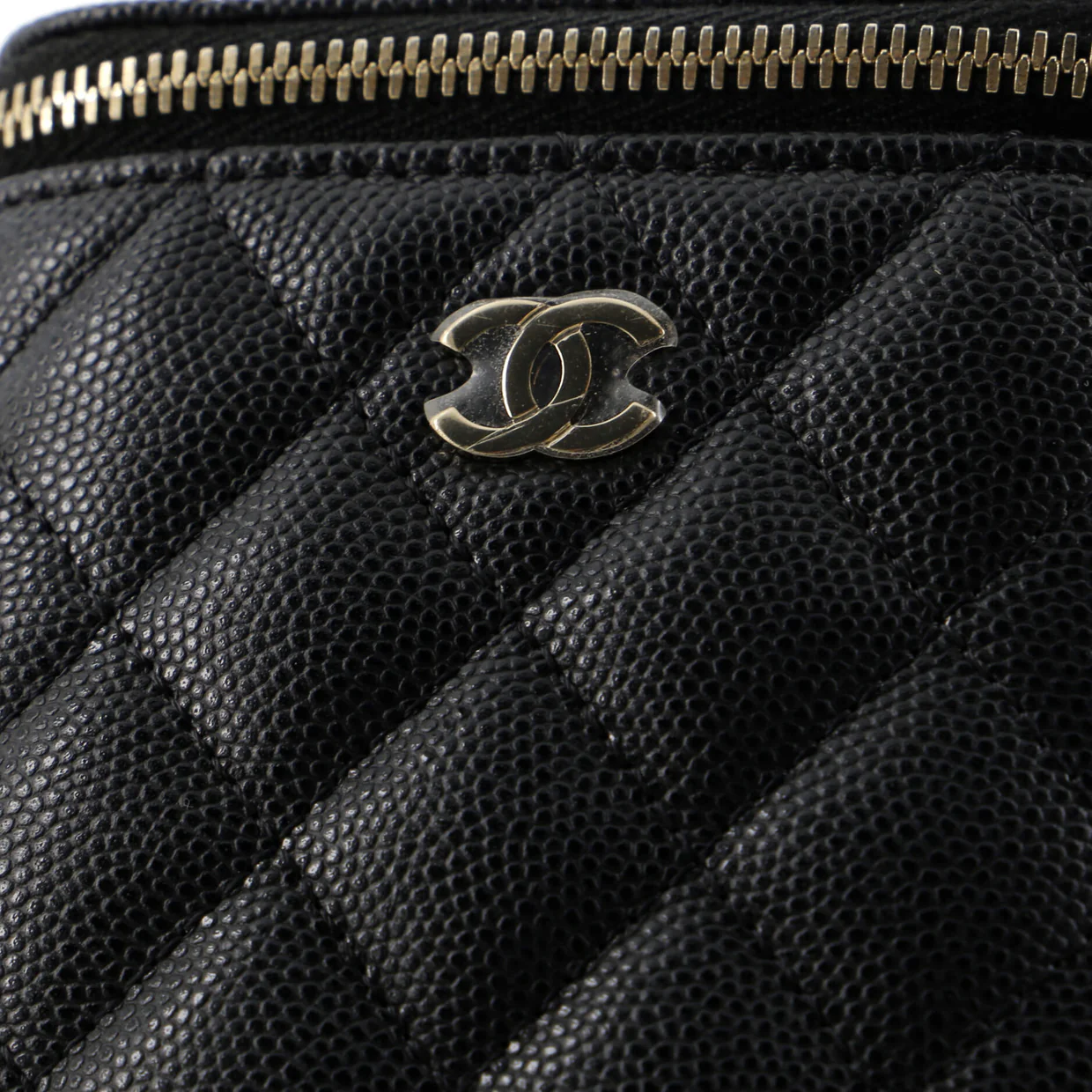 Vertical Classic Vanity Case with Chain Quilted Caviar Small - Deep Luxury