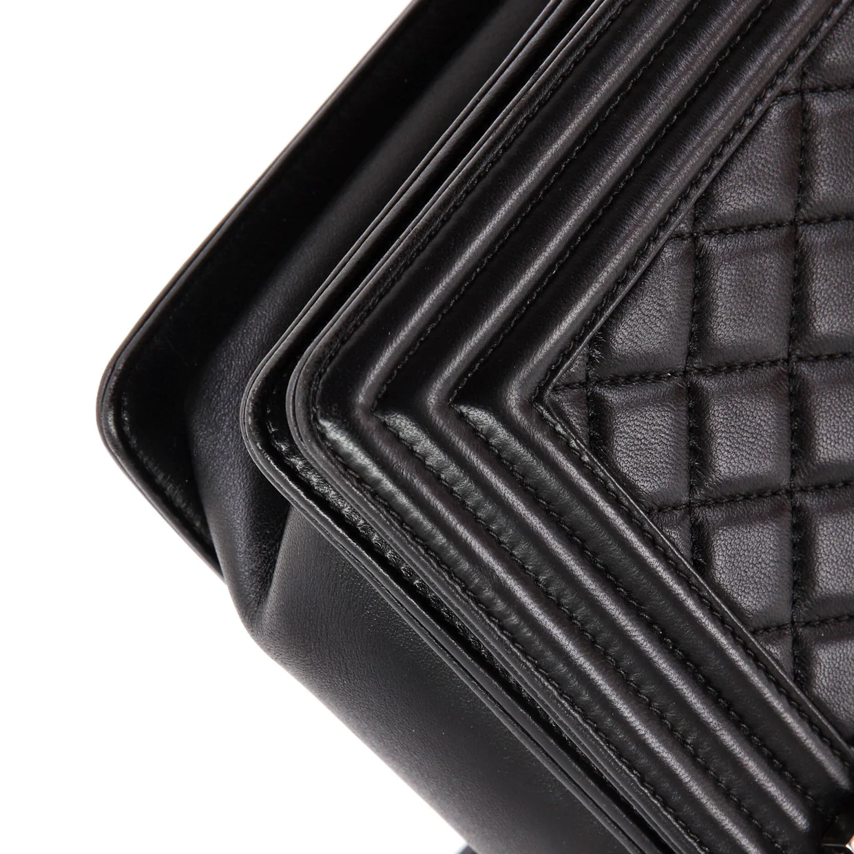 Boy Flap Bag Quilted Calfskin New Medium - Deep Luxury