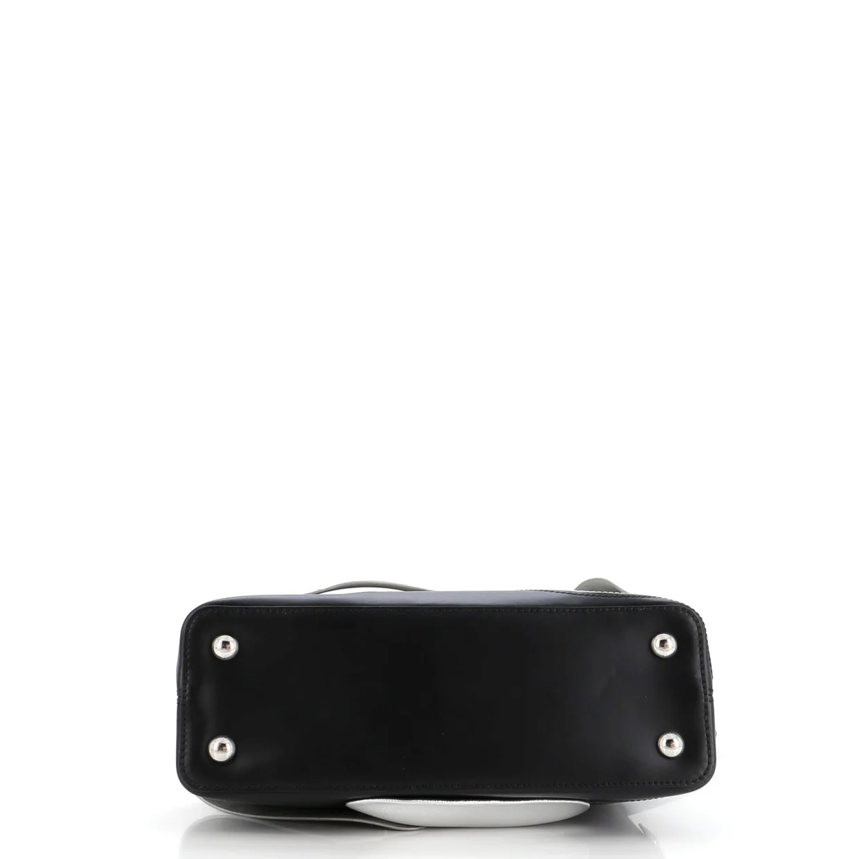 Liu Wei ArtyCapucines Bag Leather with Applique MM - Deep Luxury