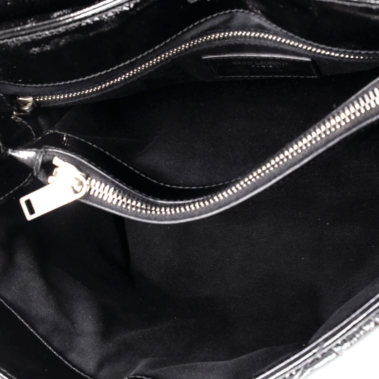 Loulou Shoulder Bag Matelasse Chevron Patent Medium - Deep Luxury