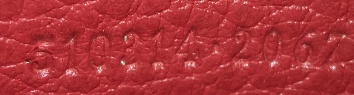 Interlocking Wallet on Chain Leather - Deep Luxury