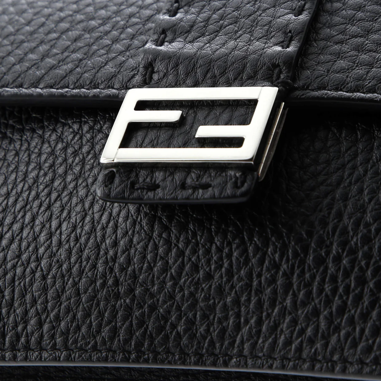 Selleria Baguette Convertible Pouch Leather - Deep Luxury