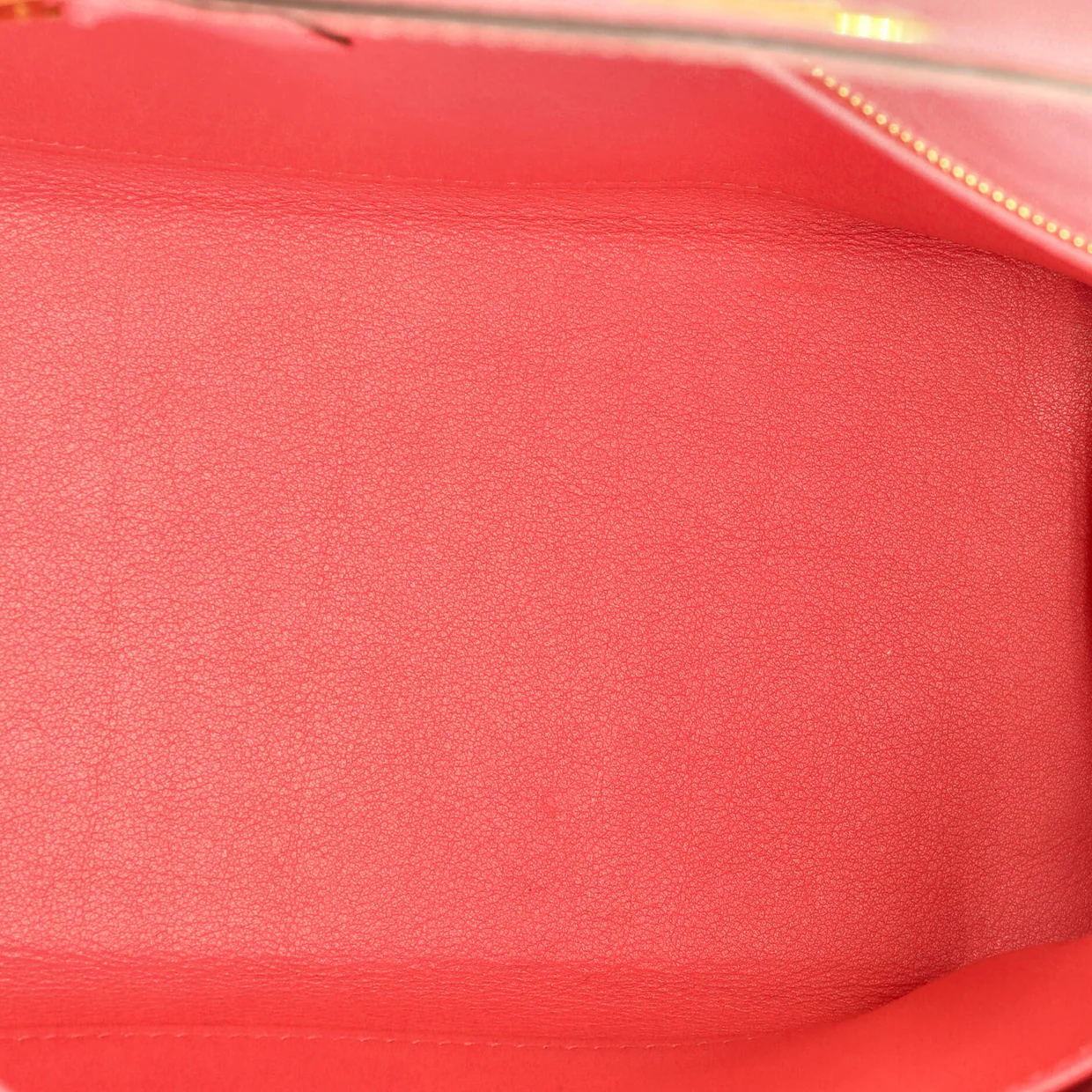 Kelly Handbag Rose Azalée Swift with Gold Hardware 25 - Deep Luxury
