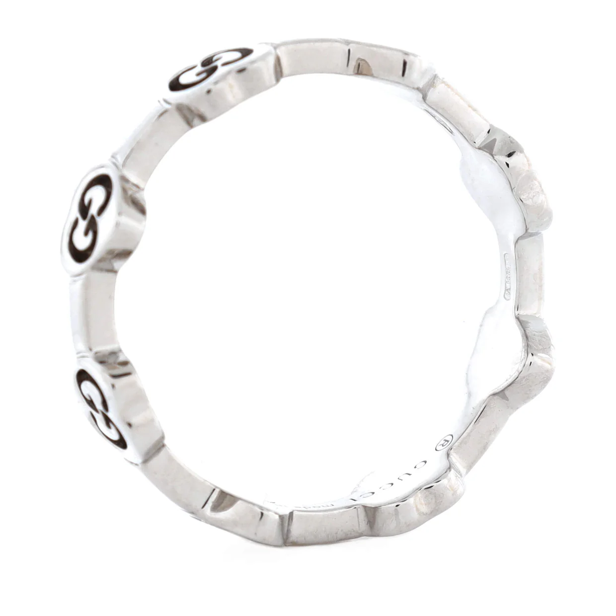 Icon Heart Station Ring 18K White Gold - Deep Luxury