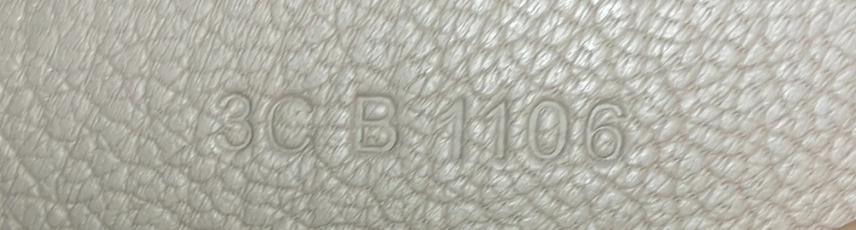 Antigona Bag Leather Mini - Deep Luxury
