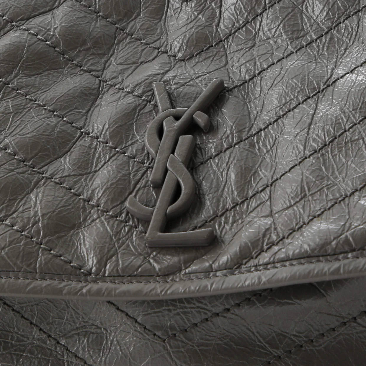 Niki Chain Flap Bag Matelasse Chevron Leather Medium - Deep Luxury