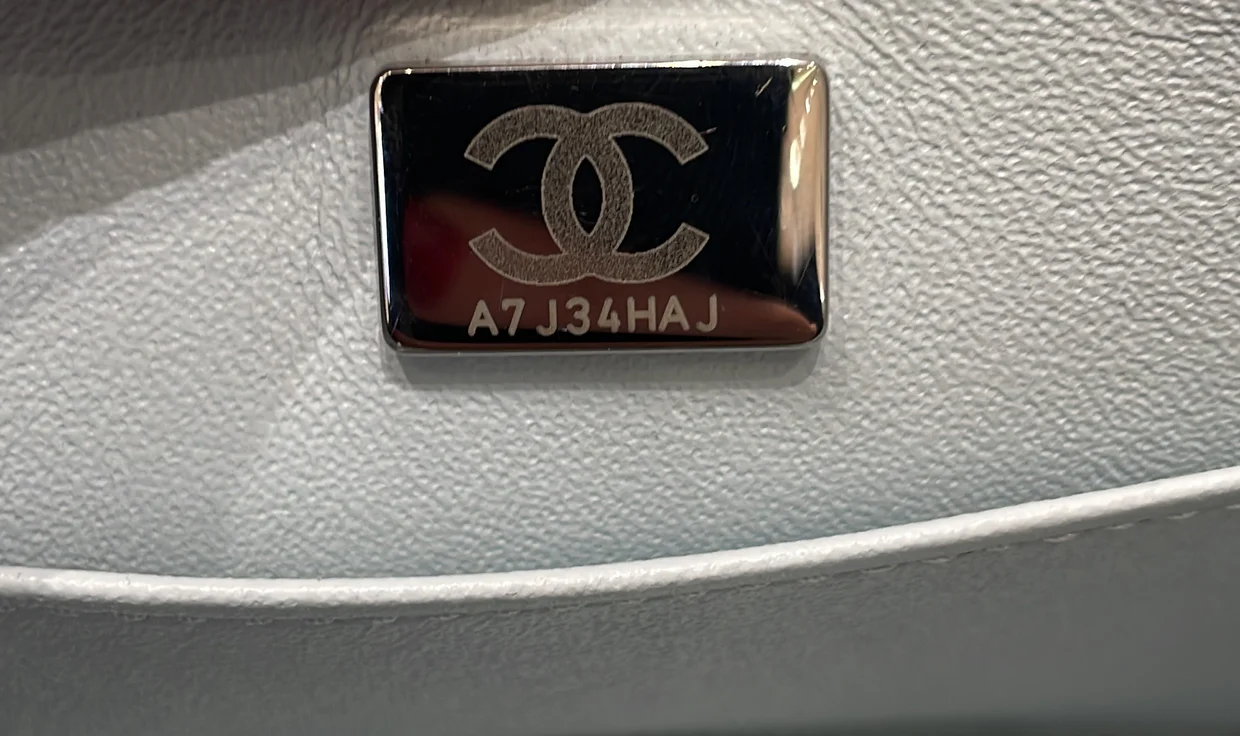 CC Top Handle Vanity Case with Chain Quilted Caviar Small - Deep Luxury