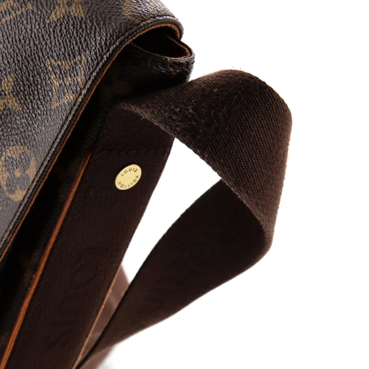 Beaubourg Messenger Bag Monogram Canvas MM - Deep Luxury