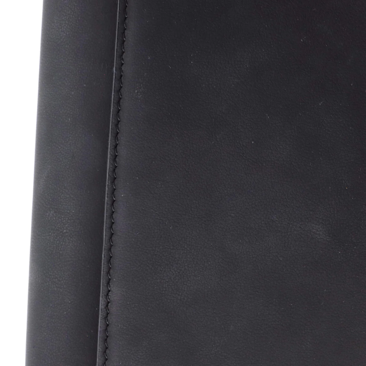 Ultra Matte Saddle Chain Wallet Leather - Deep Luxury