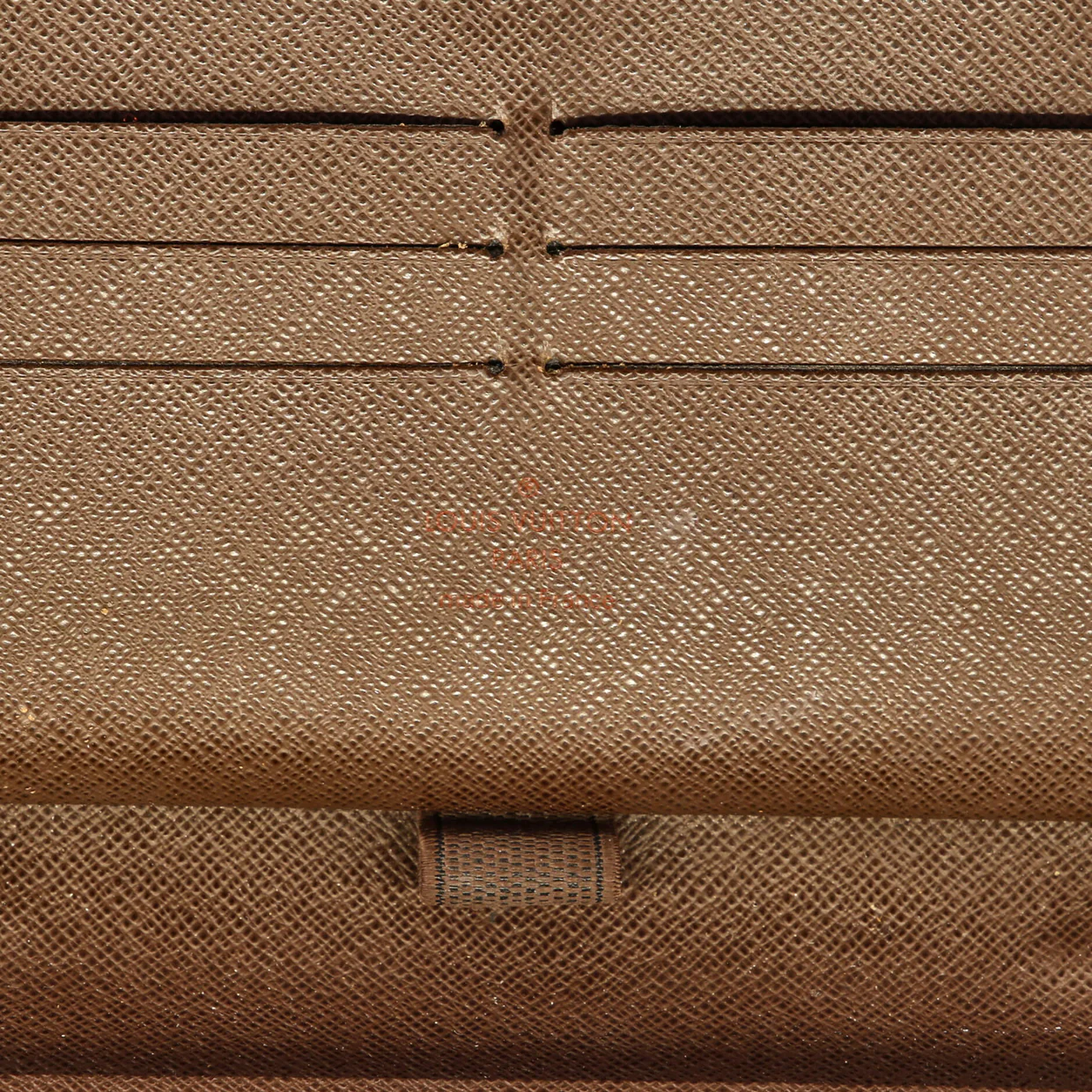 Zippy Organizer Damier - Deep Luxury