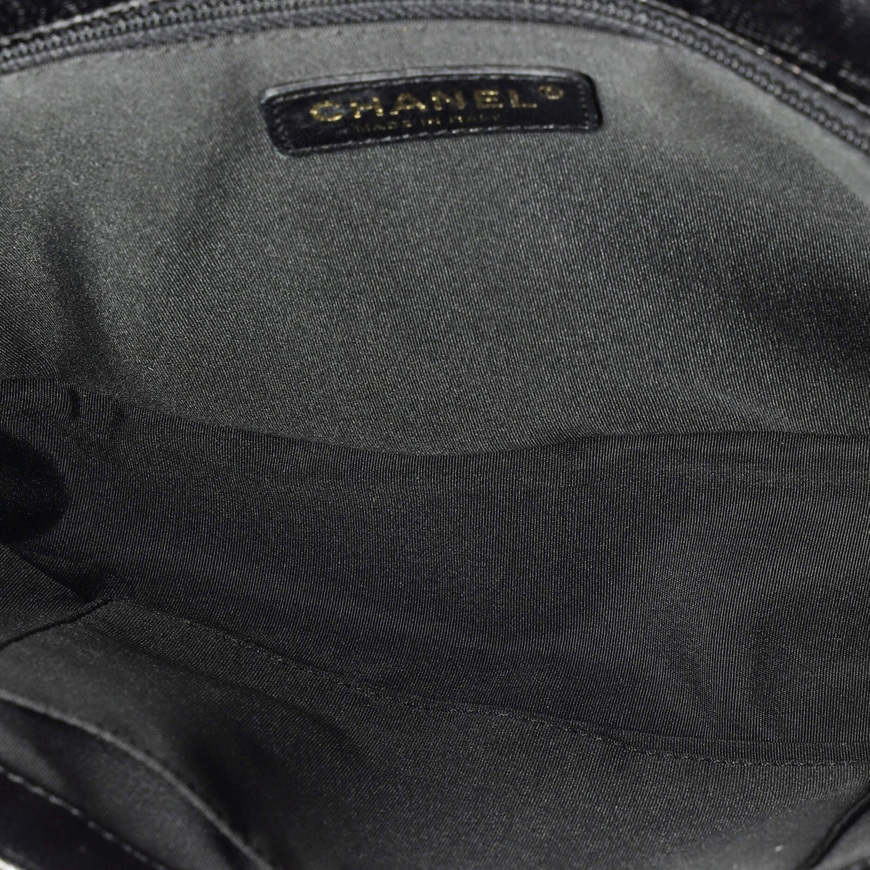 Boy Flap Bag Chevron Caviar New Medium - Deep Luxury