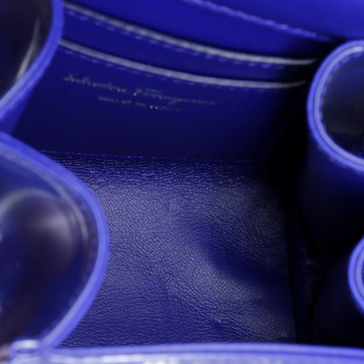 Iconic Top Handle Bag Leather XS - Deep Luxury