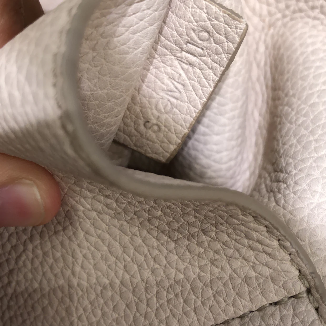 Tri-Fold Shoulder Bag Grained Calfskin Small - Deep Luxury