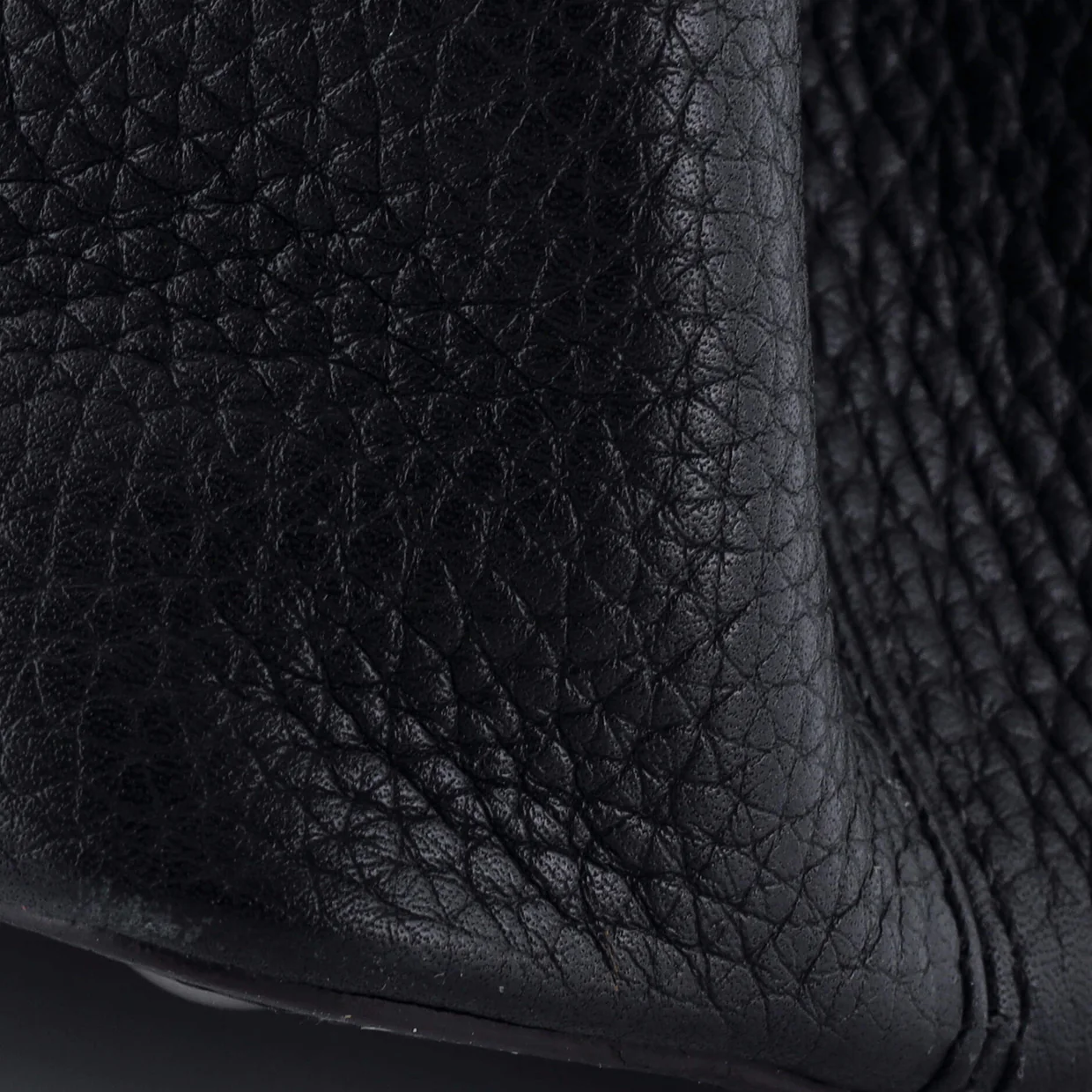 Capucines Bag Leather with Python PM - Deep Luxury