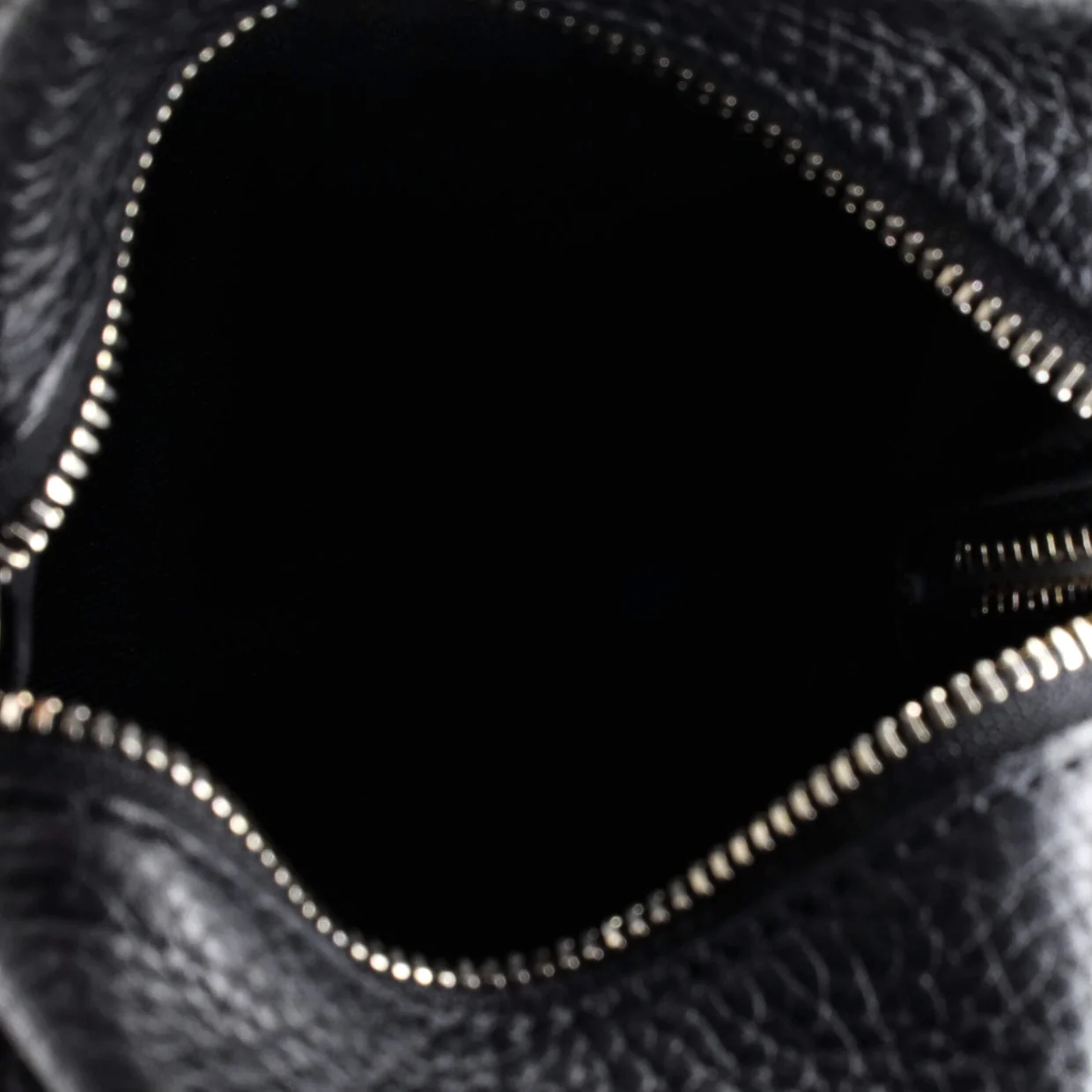 Wash Pouch Monogram Shadow Giant Taurillon Leather - Deep Luxury