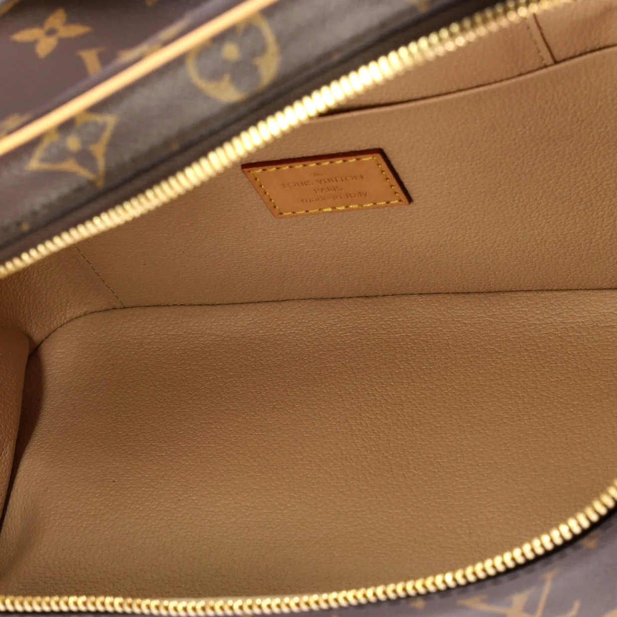 Nice Vanity Case Monogram Canvas BB - Deep Luxury