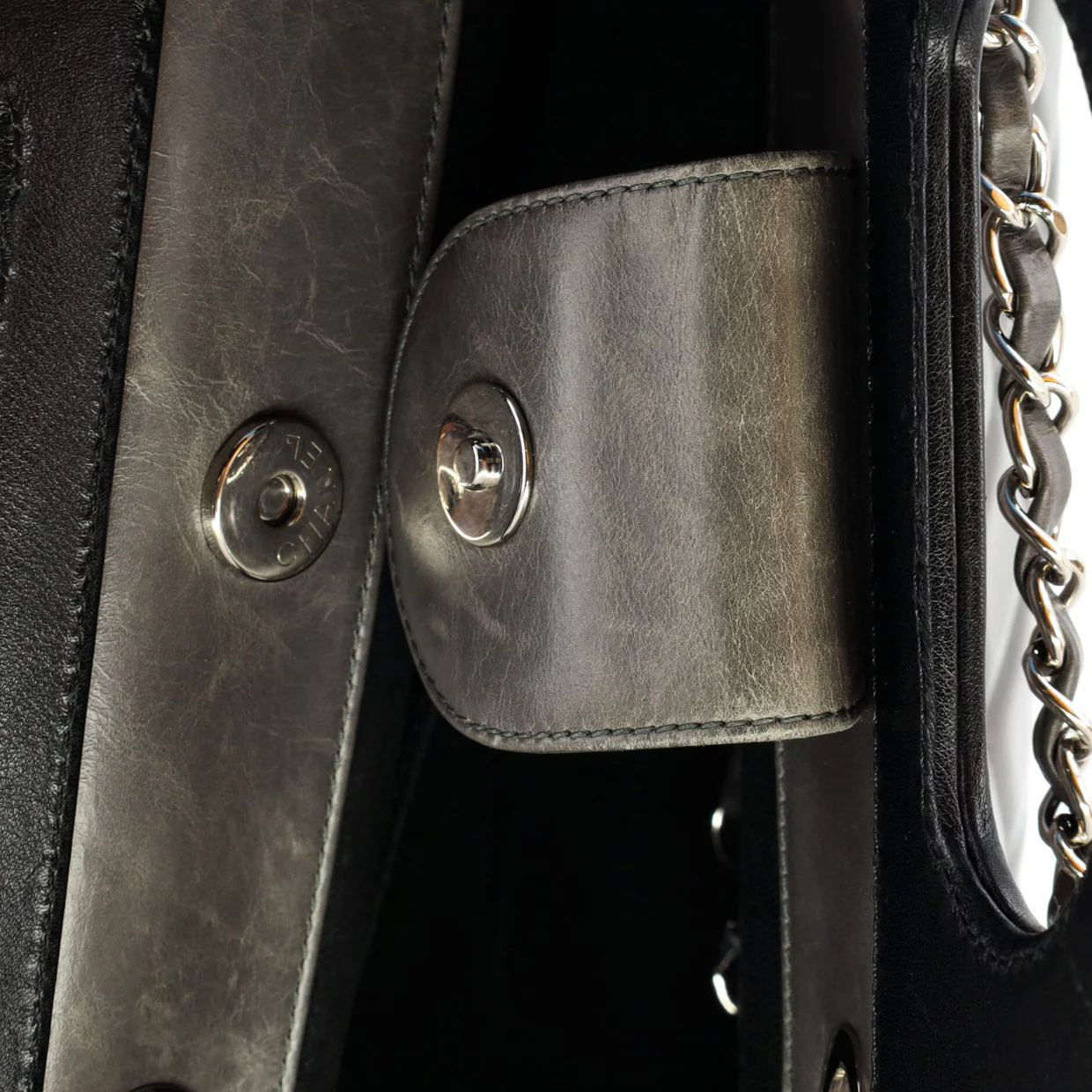 CC Delivery Tote Quilted Glazed Calfskin Small - Deep Luxury