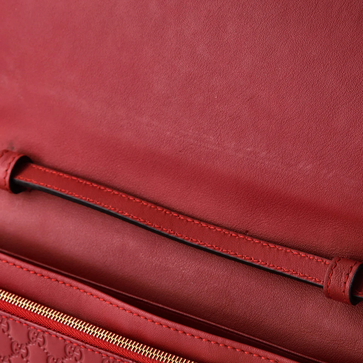 Wallet on Strap Microguccissima Leather - Deep Luxury