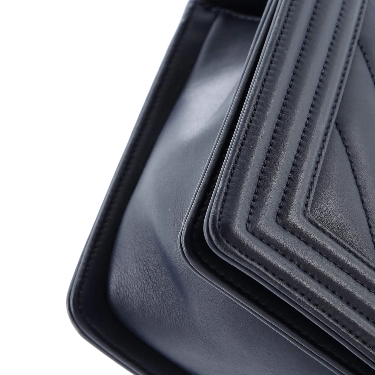 Boy Flap Bag Chevron Lambskin New Medium - Deep Luxury