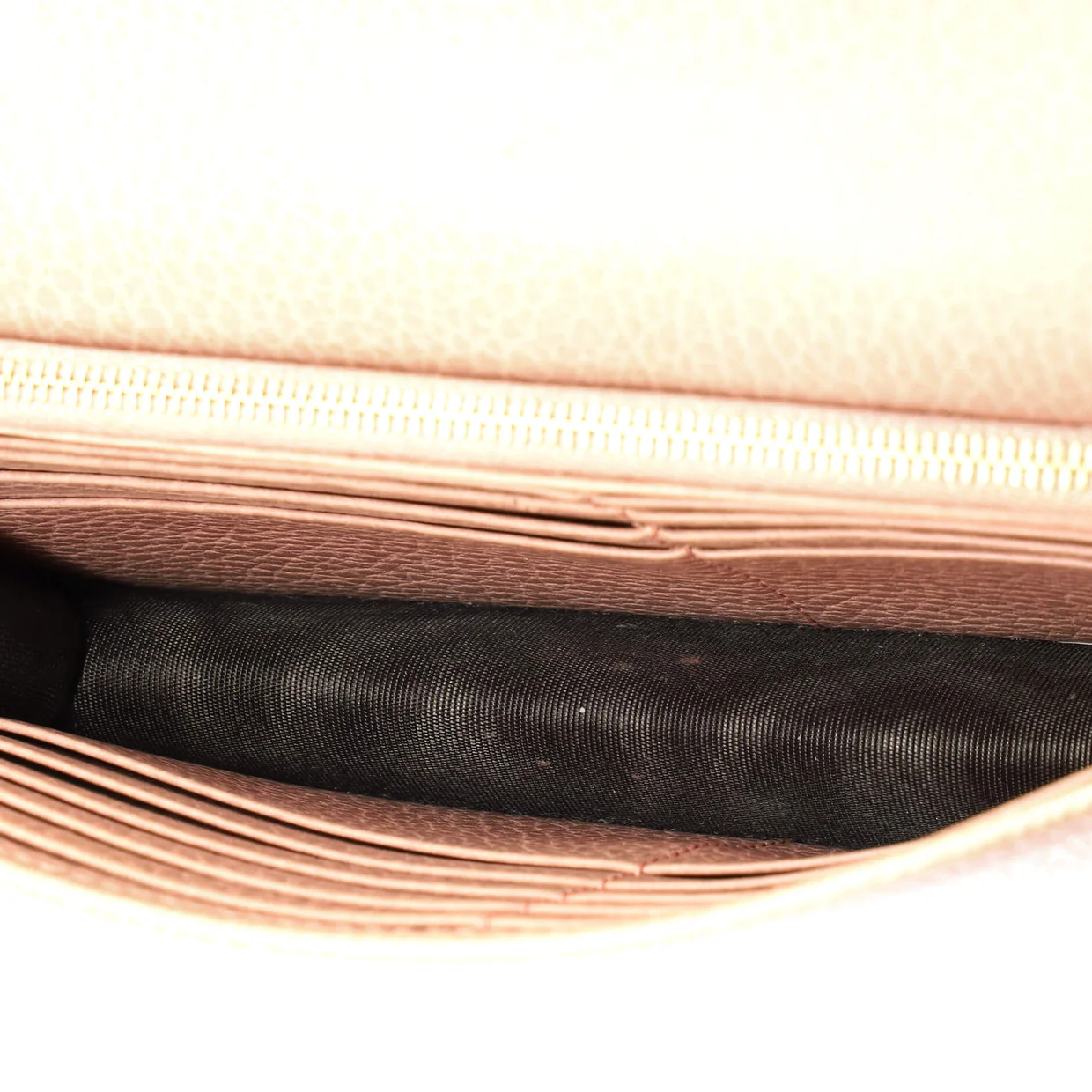 Interlocking Wallet on Chain Leather - Deep Luxury