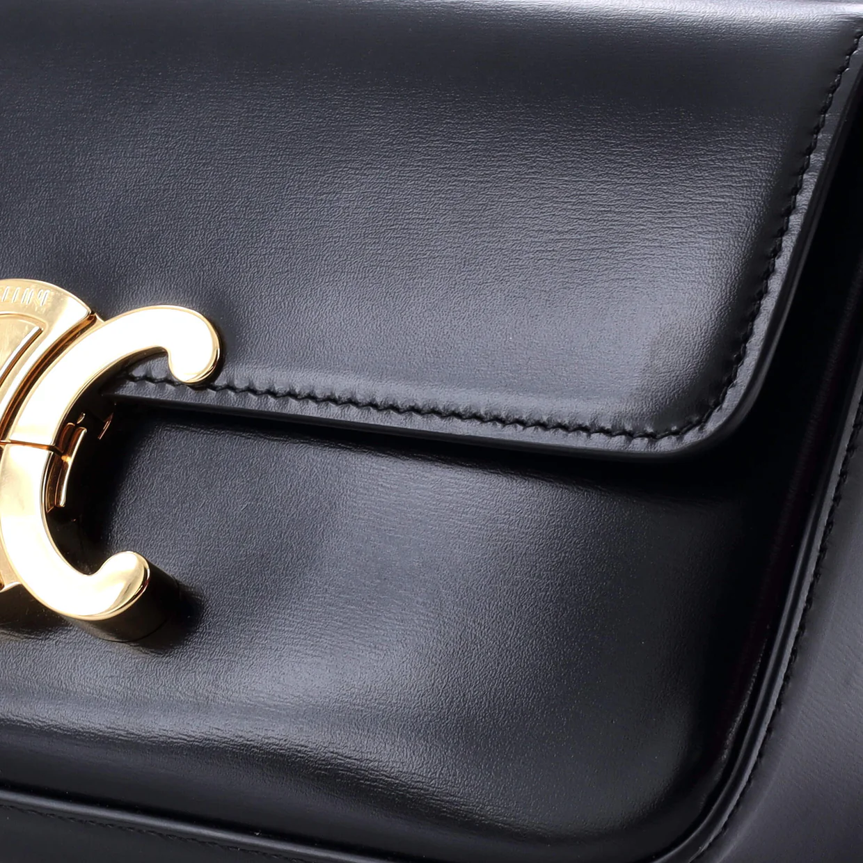 Triomphe East-West Shoulder Bag Smooth Calfskin - Deep Luxury