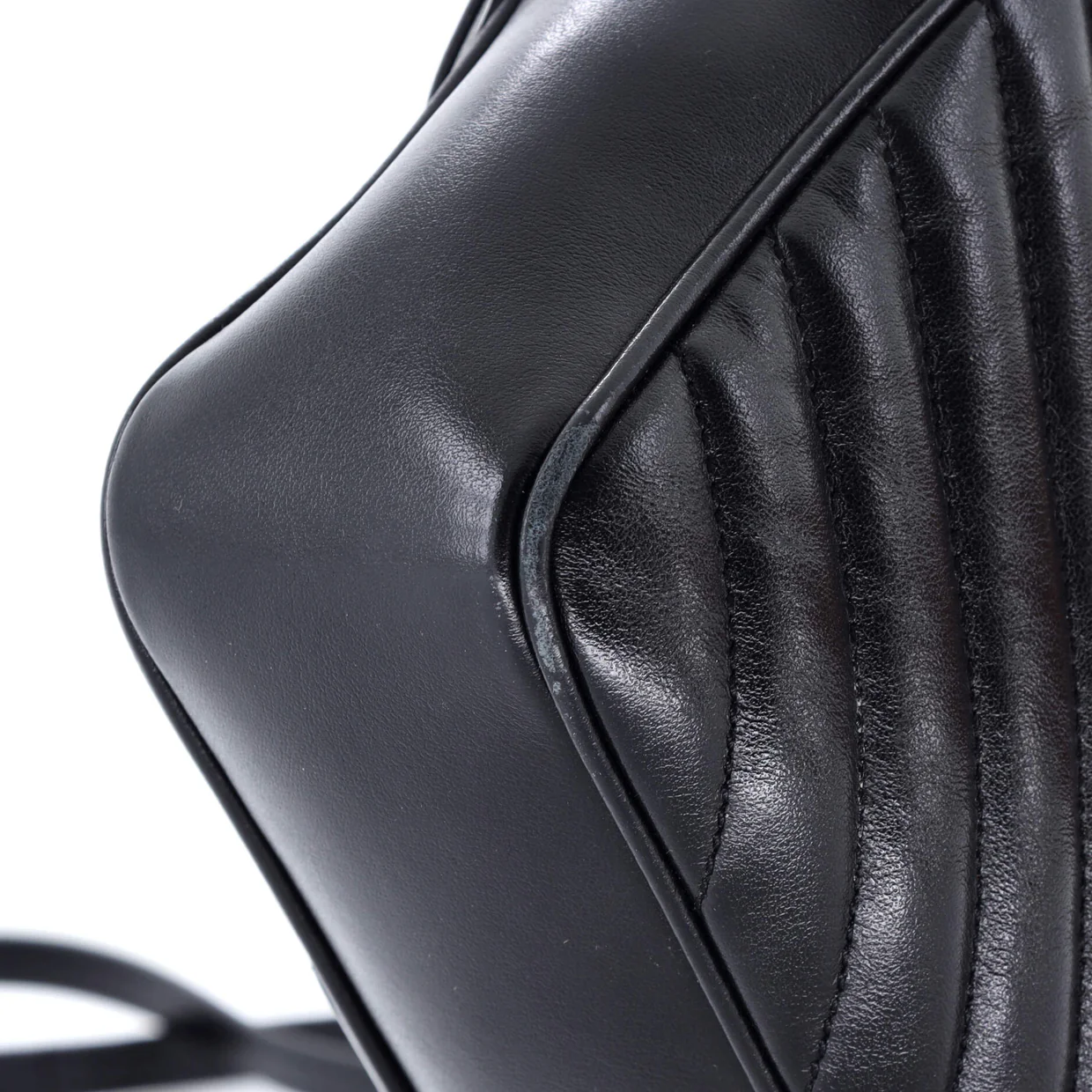 Lou Camera Bag Matelasse Chevron Leather Small - Deep Luxury