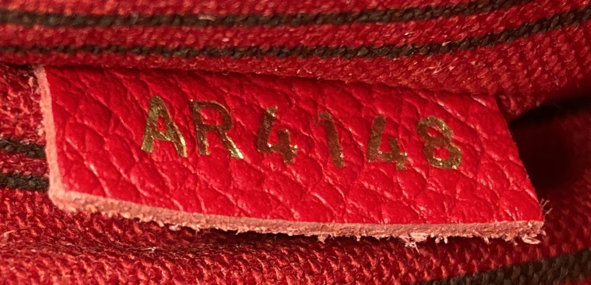 Pochette Metis Monogram Empreinte Leather - Deep Luxury