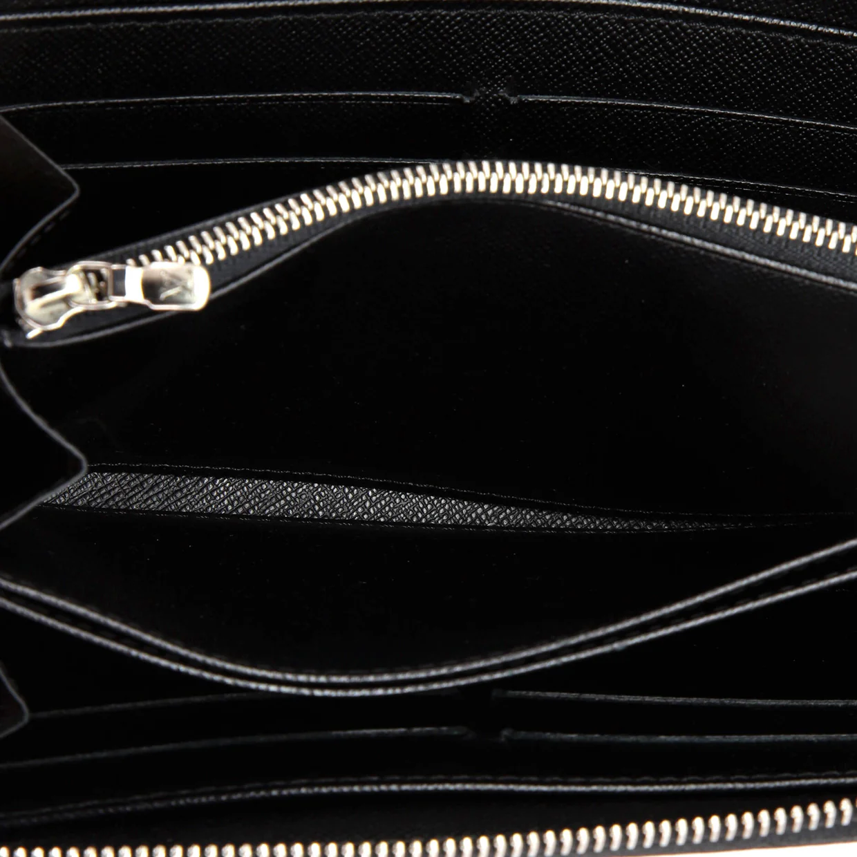 Zippy Wallet Epi Leather - Deep Luxury