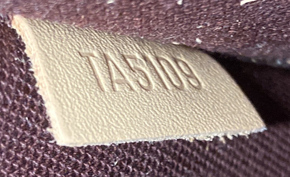 Rivoli Handbag Monogram Canvas PM - Deep Luxury