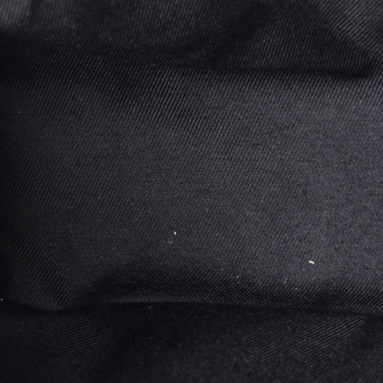 Banner Tote Leather Medium - Deep Luxury