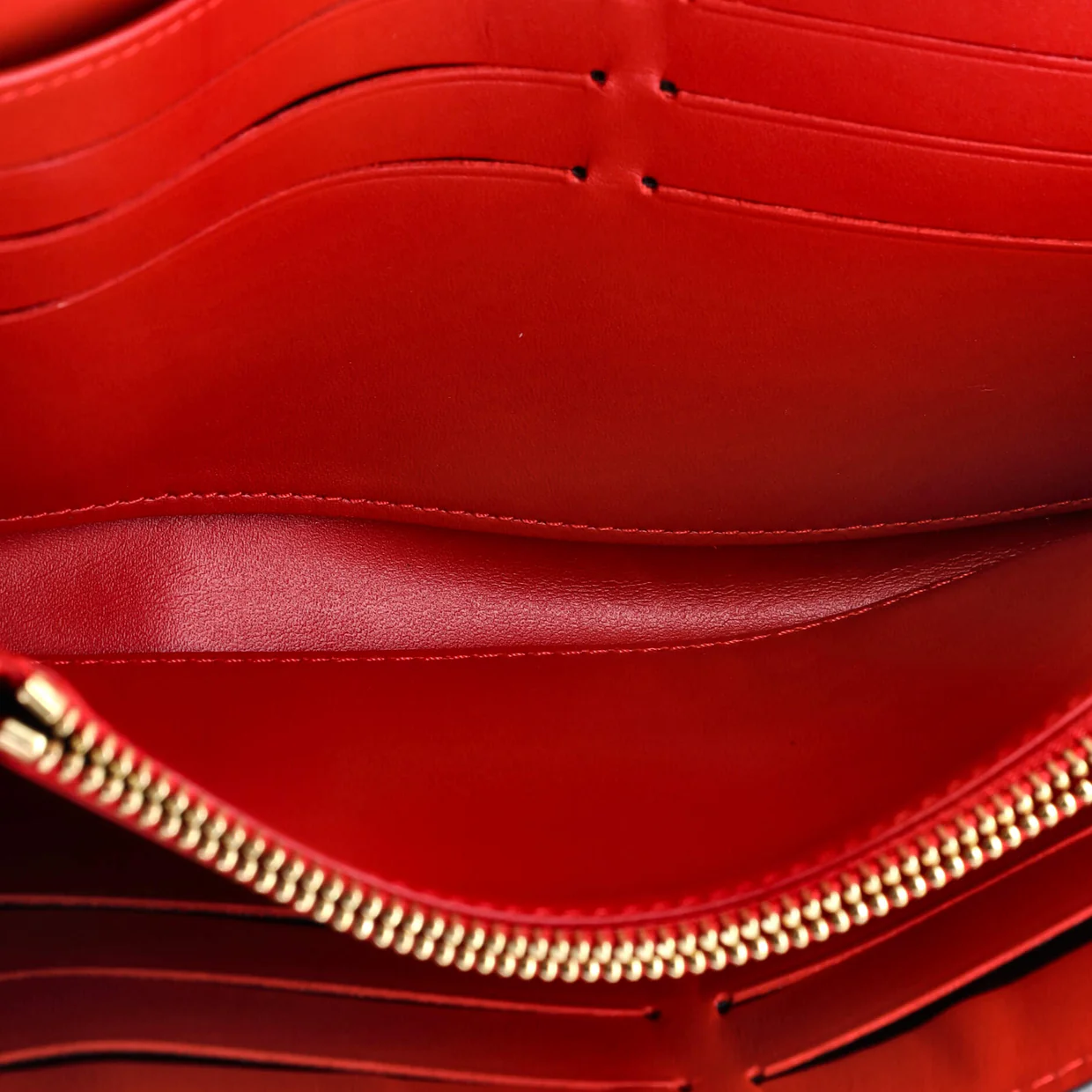 Louise Clutch Patent Long - Deep Luxury