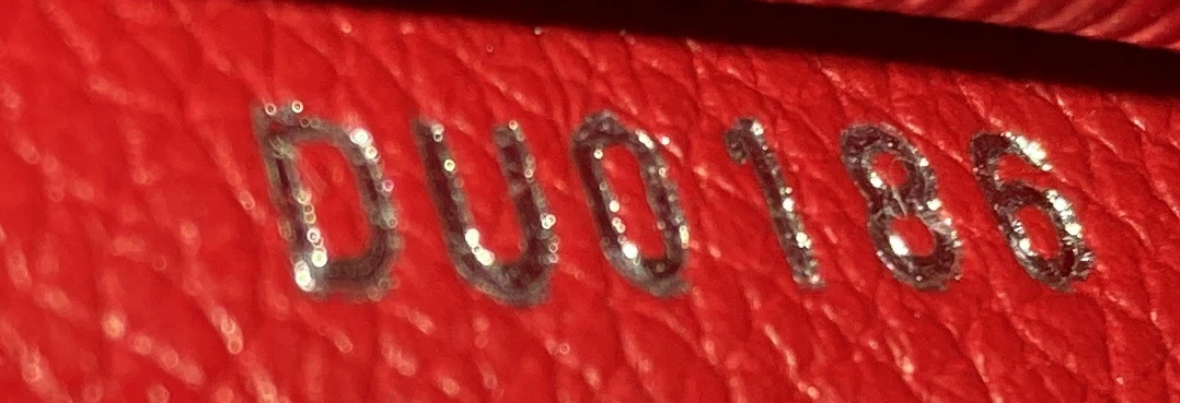 Lockme II Handbag Leather BB - Deep Luxury