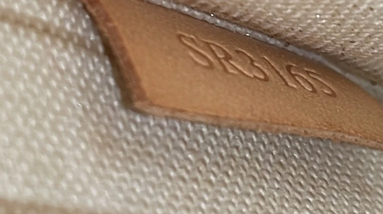 Neverfull Pochette Damier Large - Deep Luxury
