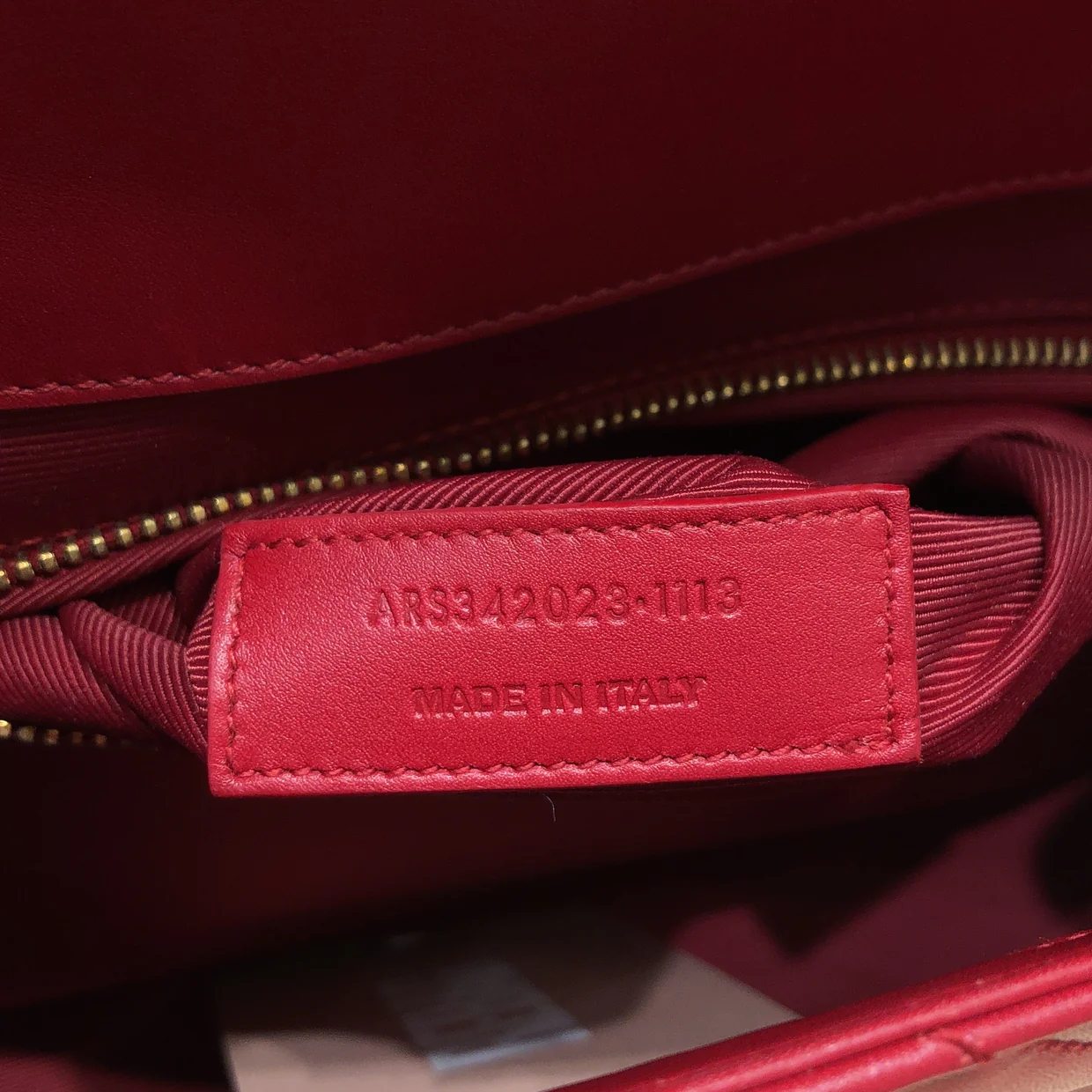 Classic Monogram Envelope Satchel Matelasse Chevron Leather Large - Deep Luxury