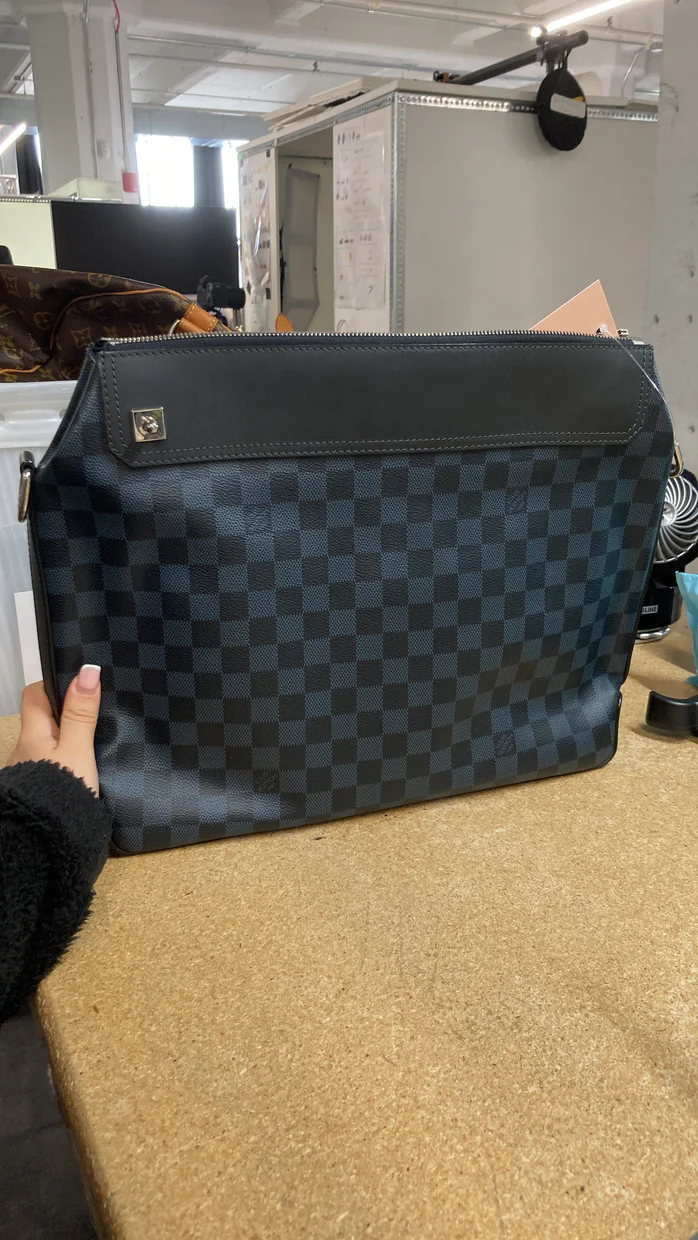 Greenwich Messenger Bag Damier Cobalt - Deep Luxury