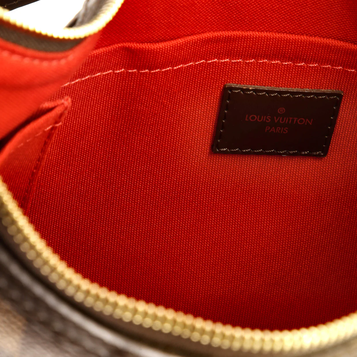 Thames Handbag Damier GM - Deep Luxury