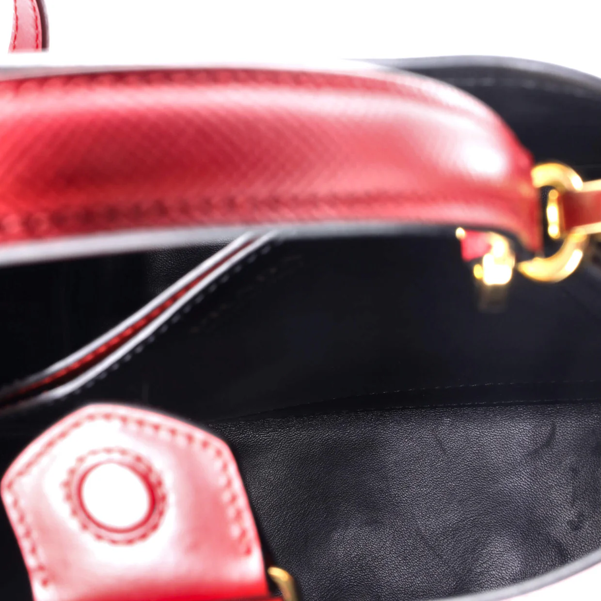 Panier Bucket Bag Saffiano Leather Medium - Deep Luxury