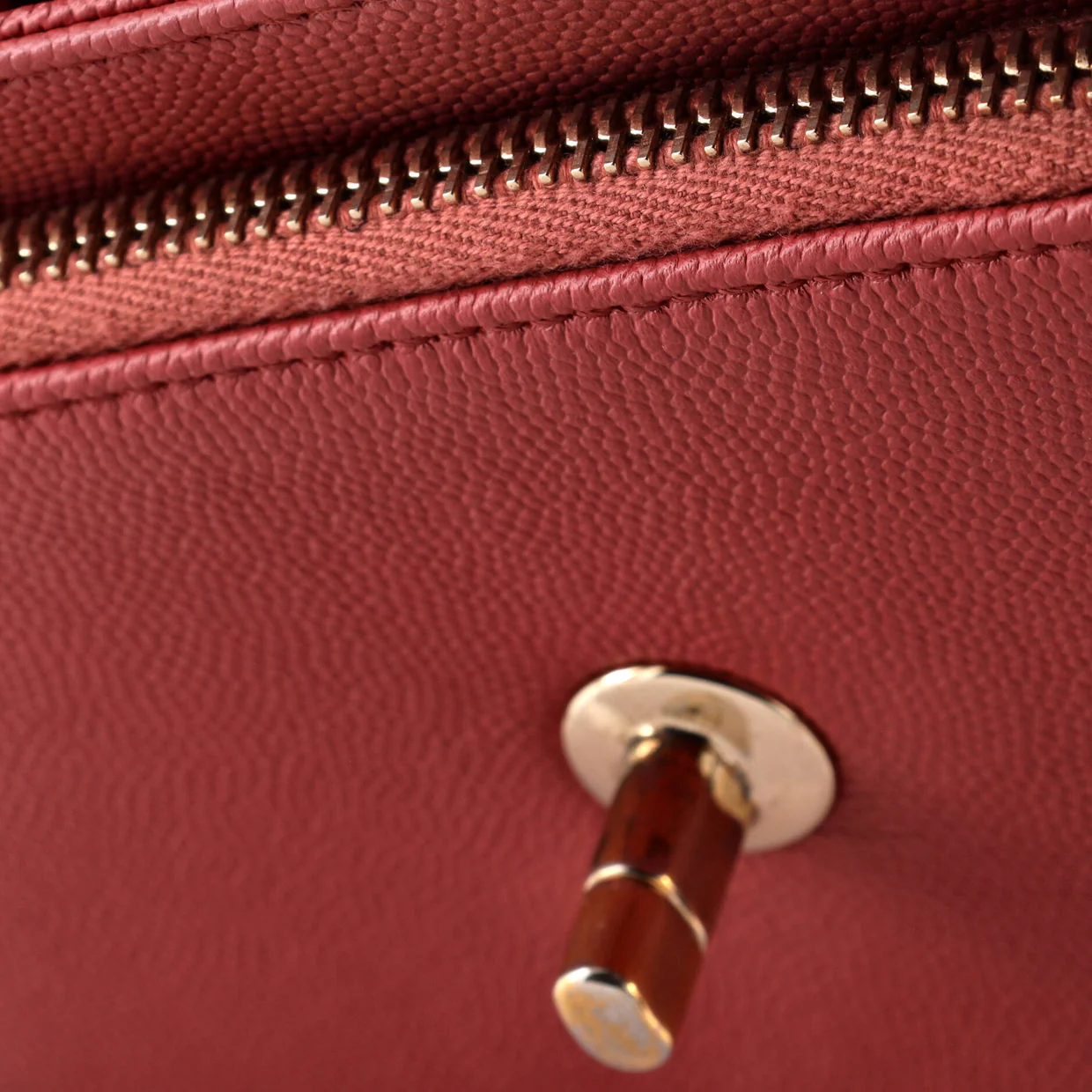 Business Affinity Flap Bag Quilted Caviar Small - Deep Luxury