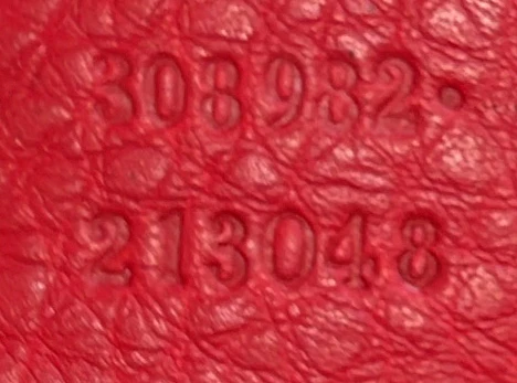 Soho Chain Strap Shoulder Bag Leather Medium - Deep Luxury