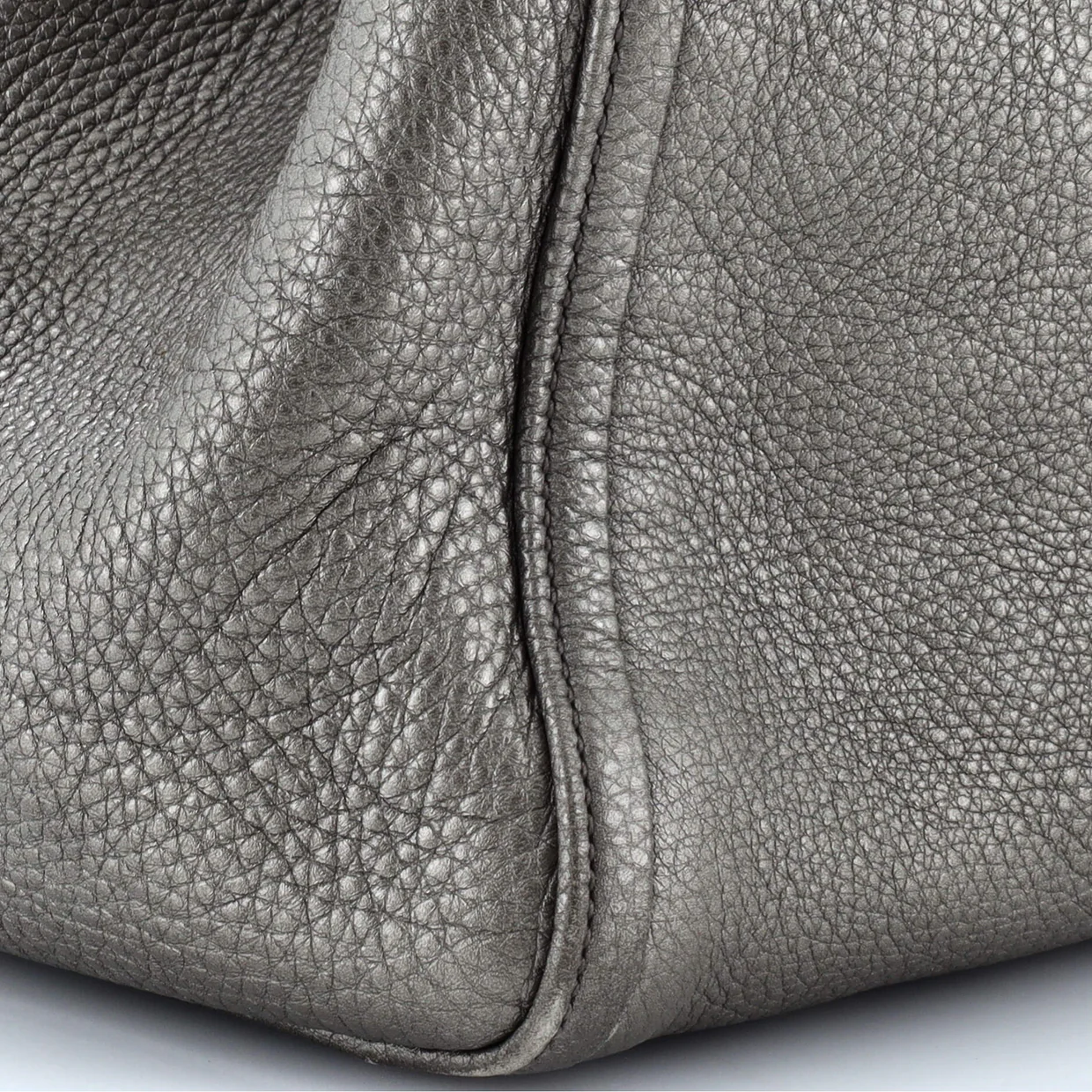 Soho Shoulder Bag Leather Medium - Deep Luxury