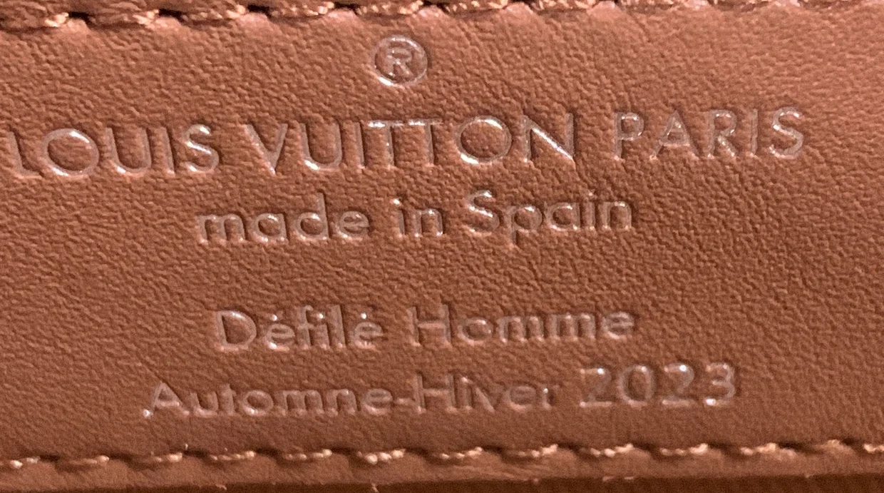 Montsouris Messenger Bag Epi Leather - Deep Luxury