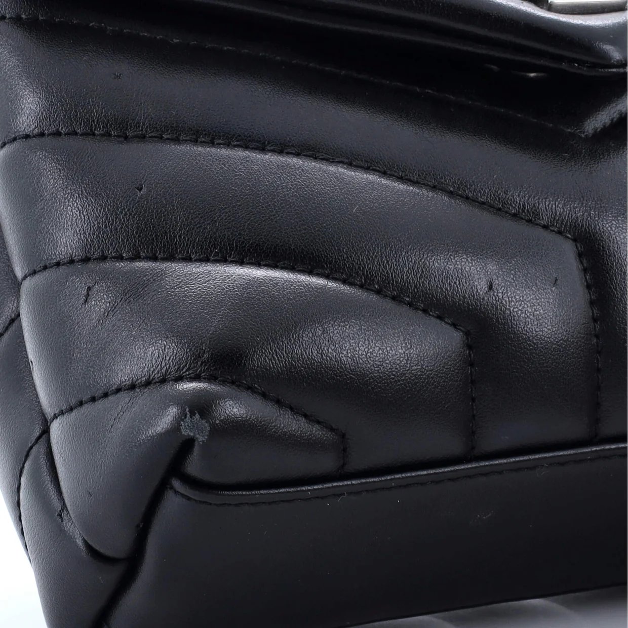 Loulou Shoulder Bag Matelasse Chevron Leather Toy - Deep Luxury