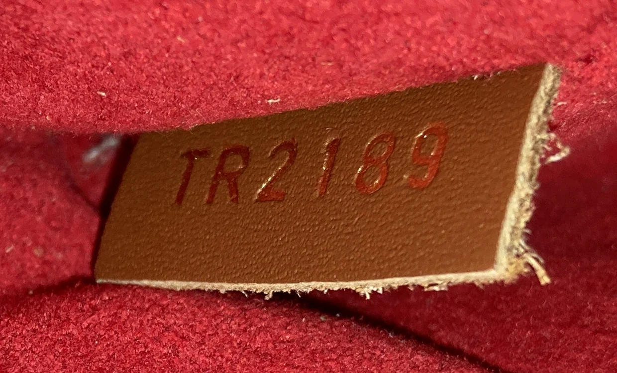 Beach Pouch Monogram Giant Teddy Fleece - Deep Luxury